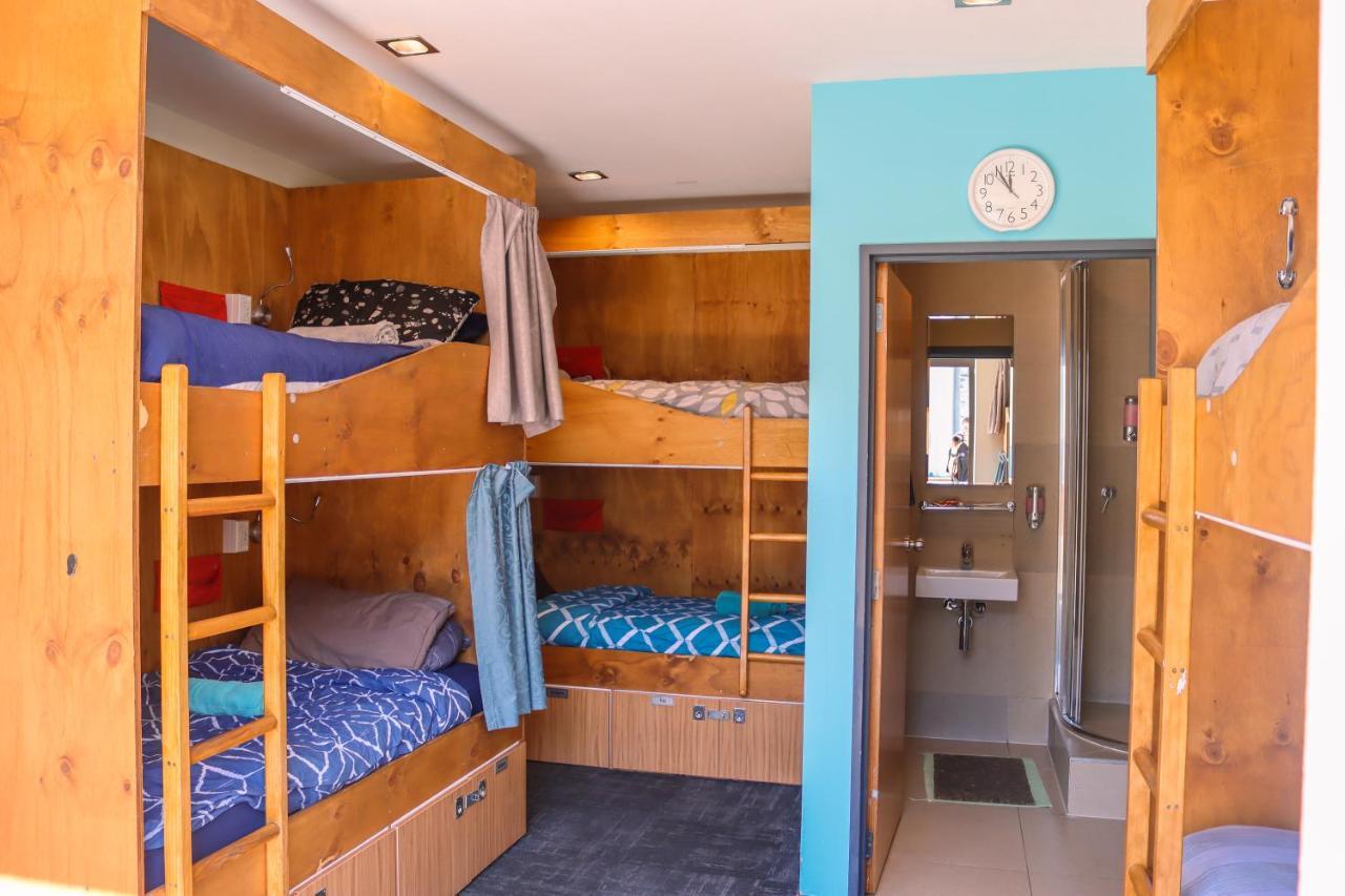 Adventure Queenstown Hostel Exterior photo