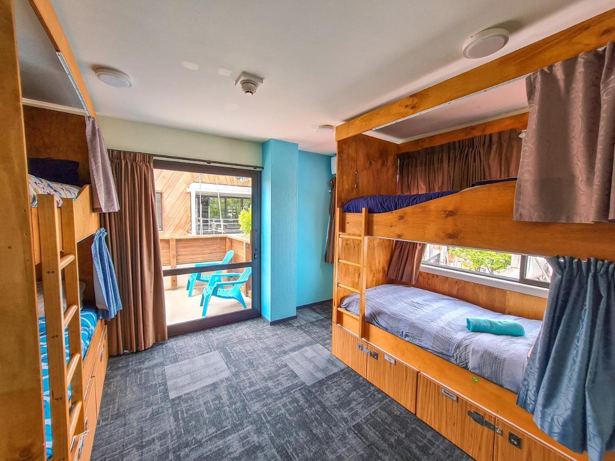 Adventure Queenstown Hostel Exterior photo