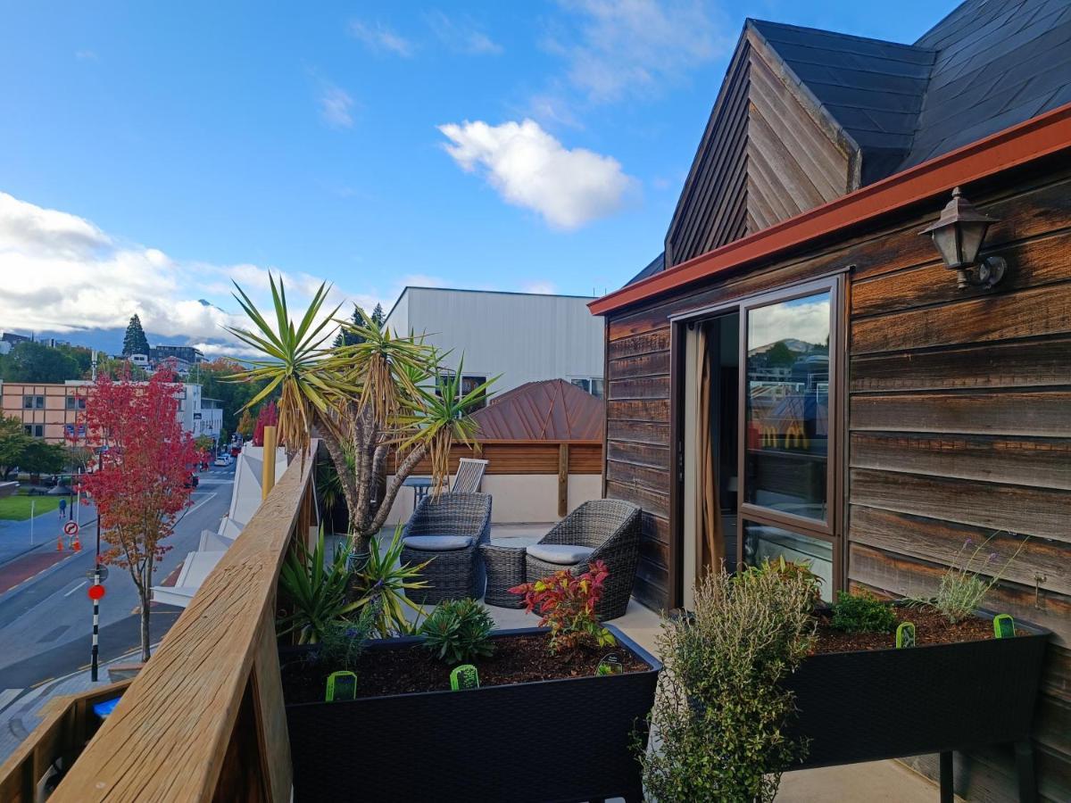 Adventure Queenstown Hostel Exterior photo